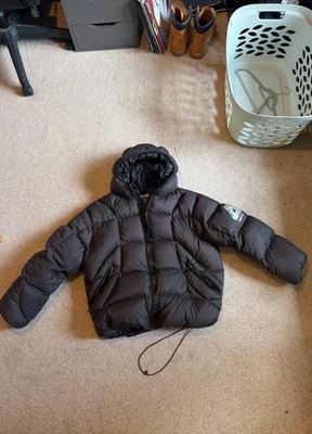 Palace on Vinted