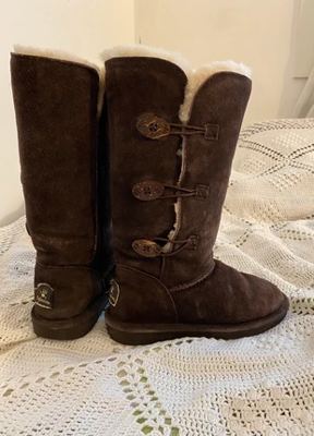 Bearpaw on Vinted