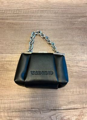 Valentino on Vinted