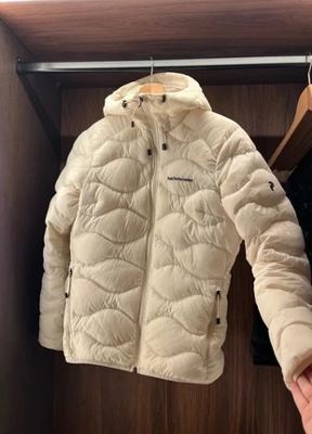 Peak Performance on Vinted