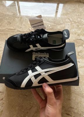 Onitsuka Tiger on Vinted