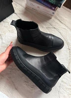 venezia on Vinted