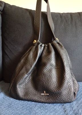 Regina Schrecker on Vinted