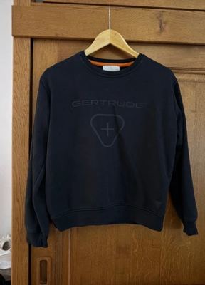 Gertrude on Vinted