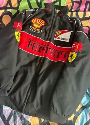 F1 on Vinted