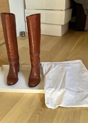 Cosmoparis on Vinted