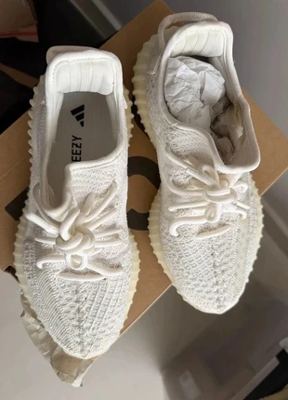 Yeezy on Vinted