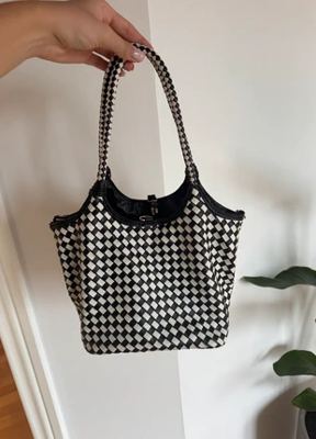 Love on Vinted