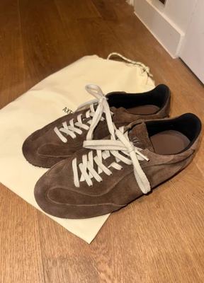 Axel Arigato on Vinted