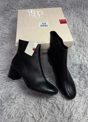 HÖGL on Vinted