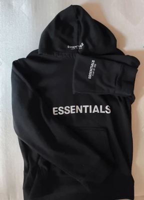 Essentials on Vinted