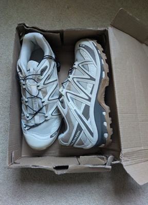 Salomon on Vinted