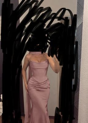 Azazie on Vinted