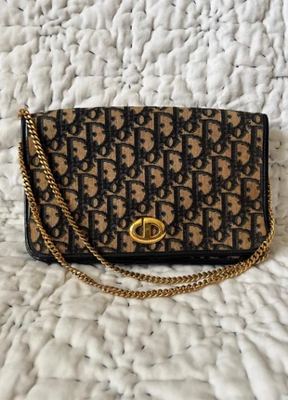 Christian Dior on Vinted