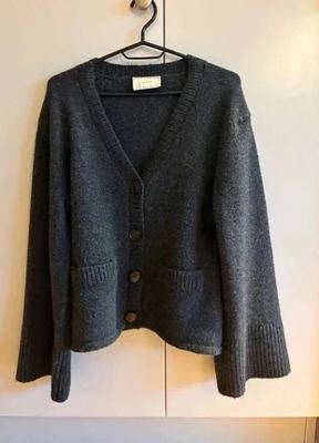 Neo Noir on Vinted