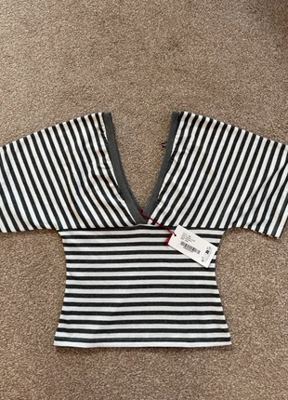 Design by Si on Vinted