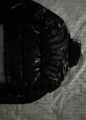 Trapstar on Vinted