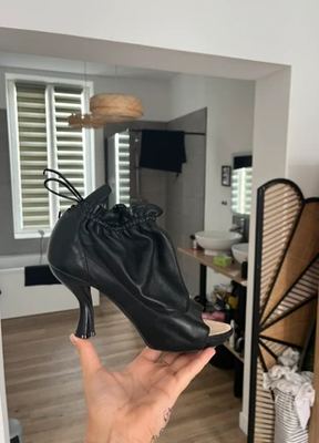 Nina Ricci on Vinted