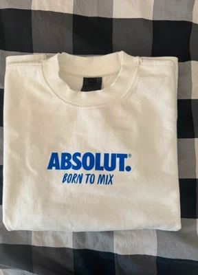 Black Label on Vinted