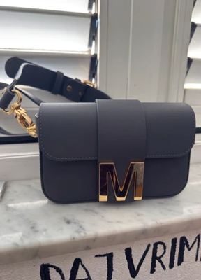 Mona on Vinted