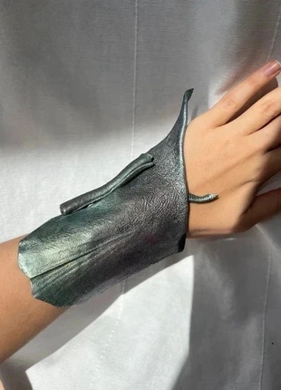 Avant Garde