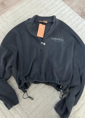 La MANUEL on Vinted