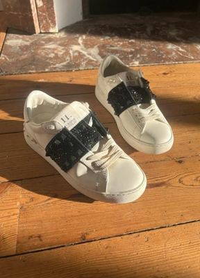 Valentino Garavani on Vinted