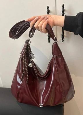 CHIC on Vinted