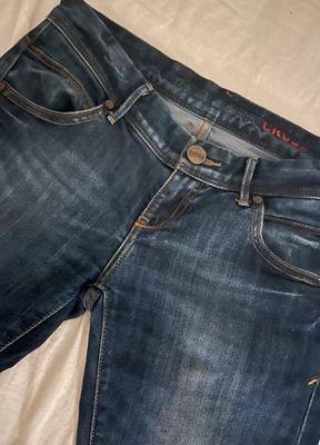 Cross Jeans on Vinted