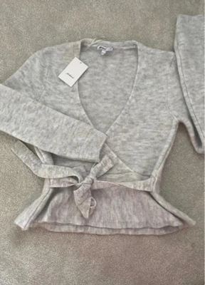 Subdued on Vinted