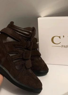 C'M Paris on Vinted