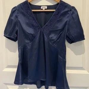 BUBBLEROOM on Vinted
