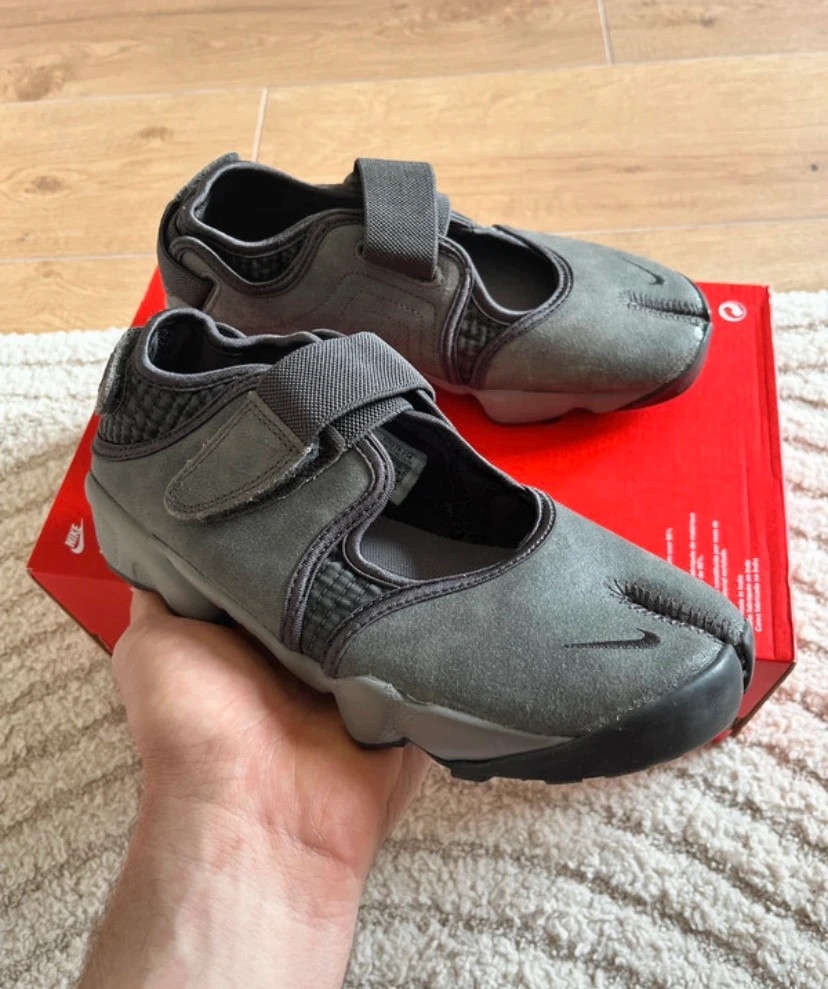 Nike